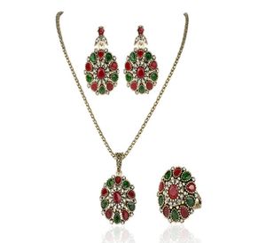Mooie sieradensets Prachtige Chinese retro bruiloft bijpassend sieradenpak met Ruby ingelegde kettingring oorbellen9834690