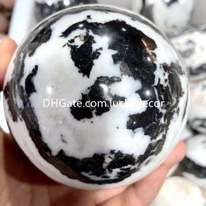 Mooie natuurlijke witte zwarte edelsteen chakra therapie aura bal ambachten zebra jasper agaat quartz kristallen bol feng shui helende macht steen decoratie ornamenten
