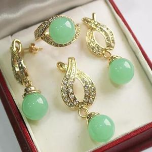 Prachtige nieuwe sieraden 12mm lichtgroene jade ketting oorbel ringset