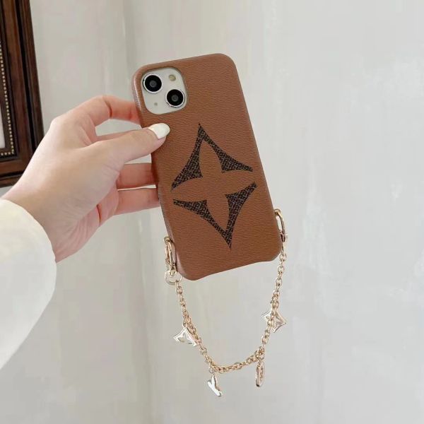 Hermosas fundas para teléfonos iPhone 15 14 13 12 11 Pro Max Designer LU Monedero con cadena de cuero Monedero de alta calidad 18 17 16 15pro 14pro 13pro 12pro Estuche con logo Box 0802