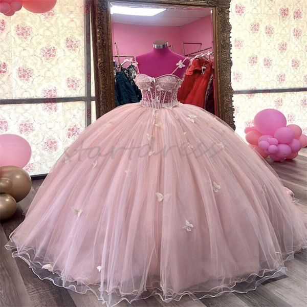 Hermosas mariposas rosadas Vestidos de quinceañera Cinderalle Correas espaguetis Vestidos con cuentas De Xv Anos Fiesta de dieciséis cumpleaños Halloween Dulce vestido de quince años 2024