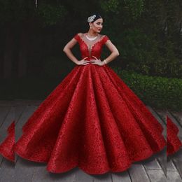 Belle robe de soirée en dentelle rouge, col transparent, épaules dénudées, robe de soirée élégante et formelle, robe de bal pour femmes
