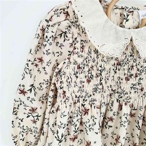 Mooie peuter meisje lange mouw blouse herfst floral tops katoen en linnen Hoge kwaliteit Peter Pan Collar 210619