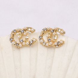Maravillosamente 18K chapado en oro 925 Diseñadores de marcas de lujo de plata Letras dobles C Stud Geométrico Mujeres famosas Crystal Rhinestone Pearl Earring Wedding Party Jewerlry