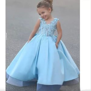 Vestidos de belleza para hija y madre, apliques de encaje satinado azul cielo, cuello en V, hasta el suelo, vestidos de desfile, fiesta de boda, vestido de niña de flores