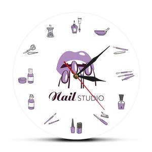 Tienda de belleza Nail Spa Studio herramientas de salón de pedicura personalizadas ilustraciones nombre de manicura personalizado Reloj de pared de cuarzo silencioso 220615
