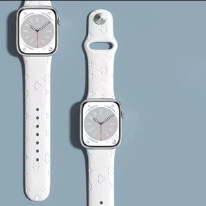 Bracelets de montre de beauté Apple Watch Band 38mm 40mm 41mm 42mm 44mm 45mm 49mm Bracelets de montre de créateur de haute qualité iWatch 8 7 6 5 4 Silicone avec boîte femme homme PDD