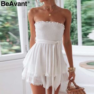 BeAvant Off Hombro Algodón Lino Mujeres Mamelucos Sin tirantes Blanco Verano Mono Mujer Vacaciones Playa Corto Playsuit 210709