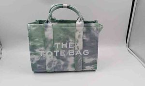 Bech Tote Bag Fashion Shoulder Big Capacity Letters Printing Handbag Tie Dye Canvas High Quality Crossbody Purses 220429
