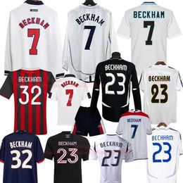 BECKHAM Retro Soccer Jerseys 96 98 02 04 Chemises de football classiques Englands Hommes Enfants 1998 2002 Vintage Football 05 06 07 Kit de chemise rétro à manches longues de Madrid 77 21