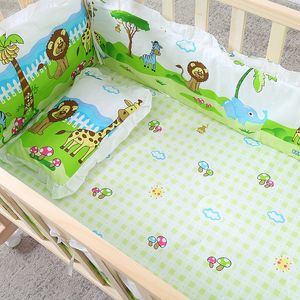 Rails de lit 5pcs ensemble de literie pour bébé né pur coton circonférence matelas oreiller kit infantile dessin animé motif berceau surround lit clôture 230715