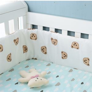 Barrières de lit Modèle d'ours Pare-chocs de berceau pour bébé pour les nés Pare-chocs de lit en coton doux Fermeture à glissière amovible Décoration de chambre de bébé Protecteur de lit pour bébé 220826