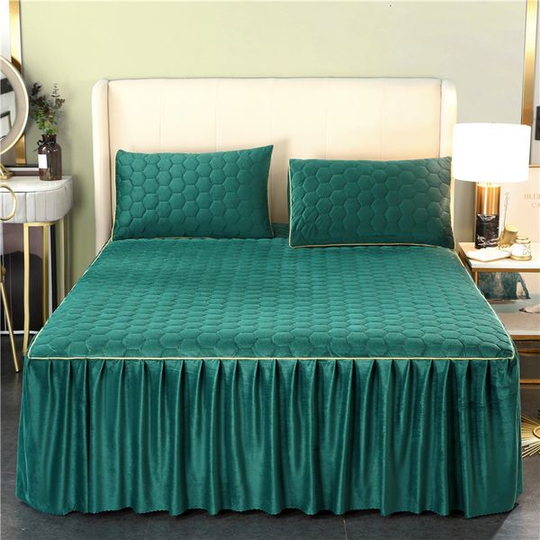 Falda de cama de 1/2 piezas, ropa de cama verde oscuro, funda de colchón gruesa de terciopelo de cristal de invierno de cuero, ropa de cama doble sólida de tamaño completo, Textiles para el hogar 230330