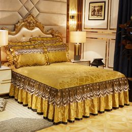 Jupe de lit 3pcs Luxury ding Set Warm Spreads Spreads Spreads Regable Alimable Linets Reine King Size Couvercle avec taquet 221115