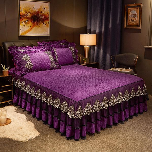 Jupe de lit, literie européenne avec sangles en caoutchouc, style Royal, velours violet, dentelle épaisse, taies d'oreiller en lin, 230330