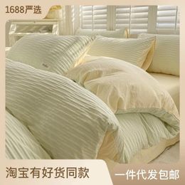 Ensemble jupe de lit en coton lavable, ensemble de quatre pièces, couleur unie, housse de couette en Seersucker, couvre-lit Nantong trois, vente en gros