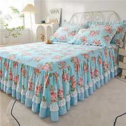 Jupe de lit princesse coréenne couvre-lit jupe de lit taies d'oreiller 100% coton fleurs bleues imprimer volants dentelle literie housse de matelas textile à la maison 230510