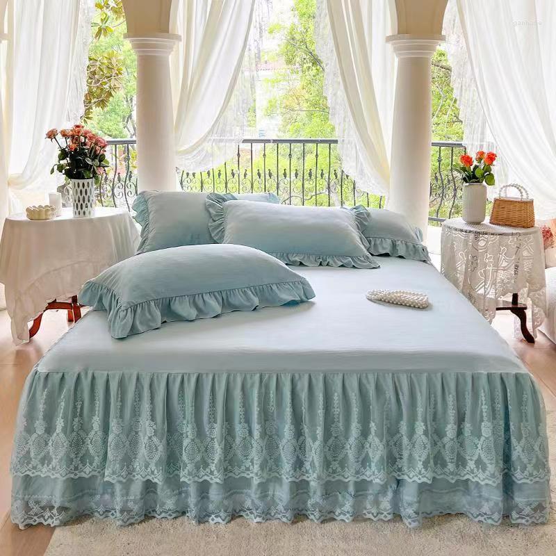 Sängkjol spets tvättad bomull enstaka dubbla ark set broderad solid madrass täcker prinsessan stil sängäcke kudde