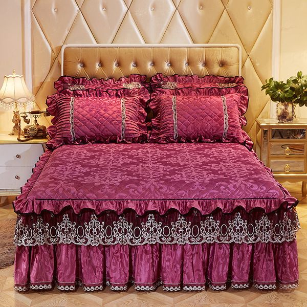 Falda de cama Ropa de cama de lujo Ropa de cama de boda Ropa de cama de encaje Calor de invierno Tela de terciopelo de cristal Ropa de cama grande 230330