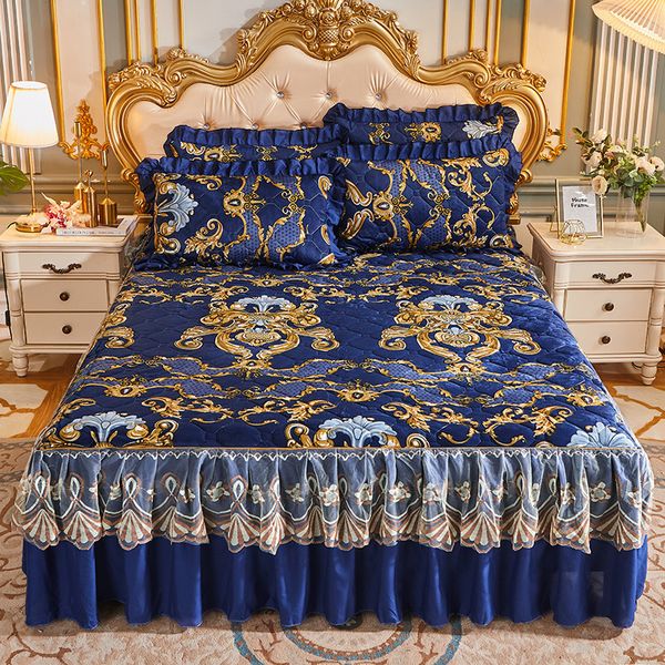 Falda de cama Ropa de cama de encaje de princesa con juego de sábanas de terciopelo de cristal grueso grande invierno cálido algodón boda colcha 230410