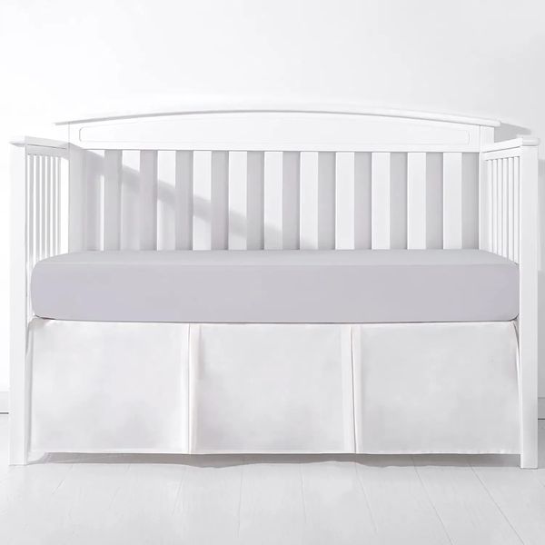 Jupe de lit plissée standard pour lit de berceau avec draps blancs pour bébé garçon et fille – Literie de chambre d'enfant pour tout-petits 35,6 cm de haut 231007