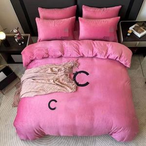 Literie en velours cristal quatre pièces en flanelle de velours corail épaissie pour plus de chaleur draps de lit contactez-nous pour voir des photos avec logo