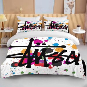 Conjuntos de ropa de cama 10 tamaños Stu3sy Set Cartoon Sexy Girls Funda nórdica y funda de almohada Queen King Ropa de cama para niños Funda de edredón para adultos 230927