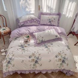 Juegos de cama 100% algodón Francés Vintage Gardenia Impresión Princesa Juego de cama Flores rurales Volantes Edredón / Funda nórdica Ropa de cama Fundas de almohada 230506