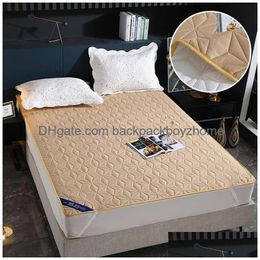 Beddengoedsets 100% waterdichte sprei op het bed Kingsize Er Gewatteerde matrasbeschermer Wasbare beschermer voor hond Linnen Drop Delivery Dhqtl