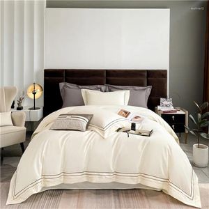 Ensembles de literie 1000TC Coton brossé Premium Rose Grey Set broderie Patchwork Edge Cover Super Soft Bed Sheet Pills d'oreiller