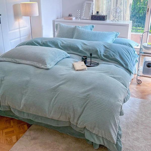 Juegos de ropa de cama 150/180/200cm Compruebe Jacquard Green Grey Coral Velvet Bed Semana Cubierta de almohada de almohada de cuatro piezas M037-11