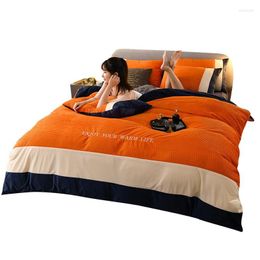 Beddengoedsets 2022 Velvet fleece set 4pcs streep dekbedovertrek plat gemonteerd plaat kussensloop ab side bed warm linnen winter flanel