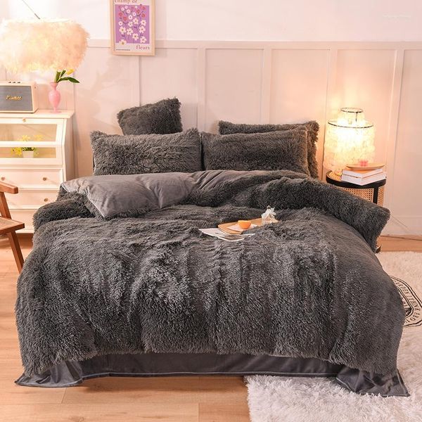 Ensembles de literie 2023 Style confortable doux vison velours fausse fourrure animale housse de couette couvre-lit taies d'oreiller ensemble couverture drap de lit