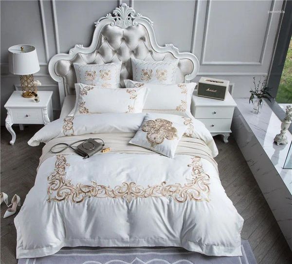 Ensembles de literie 2024 Golden Brodemery Set Lit Lit Lit Duvet Cover Mariage Adulte Europe Style Blanc Home Textile Lit Litspread