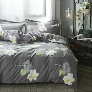 Beddengoedsets 2024 Grijze bloemset 3/4PCS Pastorale stijl Bed Linnen Groene Beclothes Platte kussensloopklep Side dekbed AB