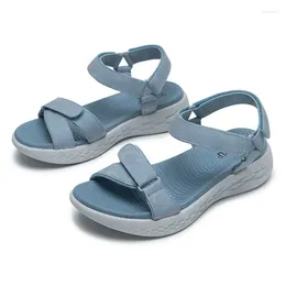 Beddengoed sets 2024 Wedge platform Sandalen vrouwen retro zachte zool Britse sport vrouwelijke dikke bodem ademende comfortabele schoenen