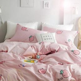 Beddengoed sets 21 4pcs/set zoete perzik thema comfortabel katoenen set bed dekter voor vrouwen kawaii meisje dekbedovertrekplaatje