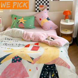 Juegos de ropa de cama 3/4 PCS Funda de edredón de harina de leche para niños Ins Cute Cartoon Anime Panda Harina de coral de doble cara gruesa 1,2/1,5/1,8 m Sábana 231122