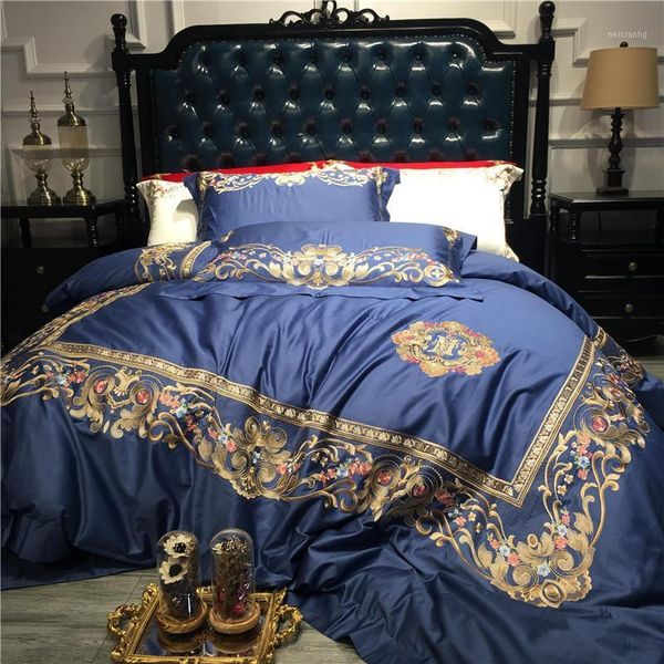 Conjuntos de ropa de cama 34azul / blanco / rojo Golden Royal Bordado 100S Juego de algodón egipcio Funda nórdica Ropa de cama Sábana1