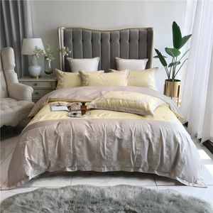 Ensembles de literie 4 6pcs Housse De Couette brodée de luxe 220x240 Coton King Size Set Silky Sateen Bed Clothes Euro Double Linen