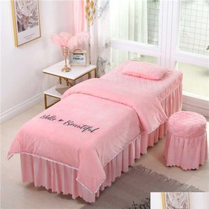 Ensembles de literie 4pcs Beautif Salon de beauté Mas Spa Utilisation Corail Veet Broderie Couette Er Lit Jupe Couette Feuille Personnalisé Drop Livraison Accueil GA DH67C