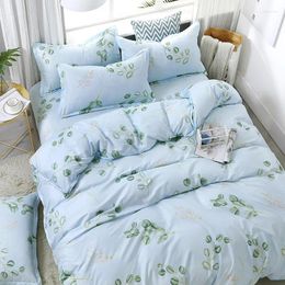 Juegos de cama 4pcs/set breve estilo hojas verdes cómodas impresiones para el juego de la cama de la cama de la cama de la cama edredón de la almohadilla 55
