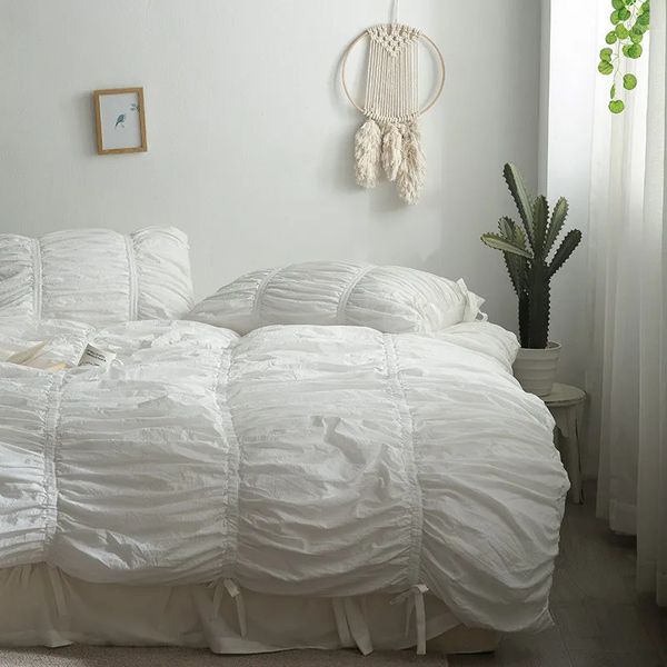 Juegos de ropa de cama 4 unids/set estilo coreano blanco rojo algodón% juego de cama funda de almohada funda nórdica sábana/sábana ajustable con juego de cama plisado elástico 231101