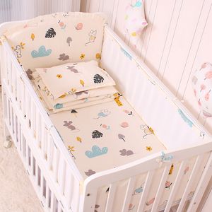 Beddengoed stelt 5 stks/set zomerbeddenset geboren wieg rond beschermer bumper kussen kussen kinderbedje bedhek set ademende babyplaat 230426