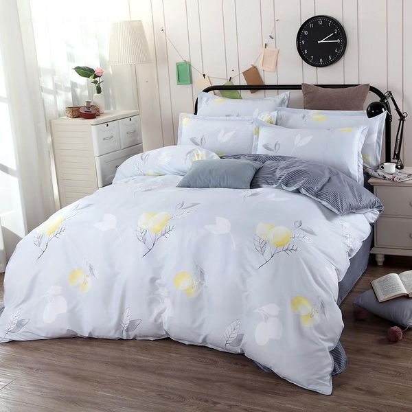 Ensembles de literie Draps De Luxe Courtepointes 3d Ensemble De Couette Housse De Couette + Linge De Lit + Taies D'oreiller Lit Vêtements Fleur Couette Pour Chambre