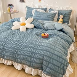 Ensembles de literie Ensemble de housse de couette en seersucker bleu Coton lavé 4 pièces avec fermeture à glissière Dentelle Couette Linge de lit Drap plat Taie d'oreiller 221129