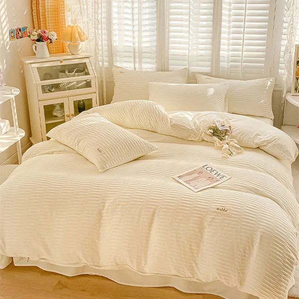 Ensembles de literie Tissu à bulles Tissu doux pour la peau Ensemble de housse de couette Simple Double Pleine taille Couette respirante avec draps 231030