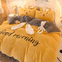 Juegos de ropa de cama estilo caricatura de lana engrosada Faleta de cama de cuatro piezas Surft en terciopelo de doble cara fibra de leche tibia