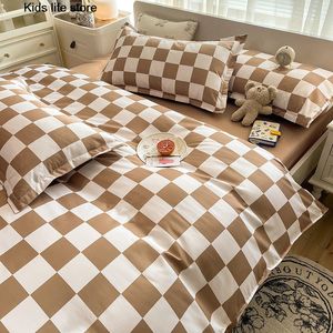 Ensembles de literie Damier Pinted Set avec housse de couette drap plat taie d'oreiller enfants filles garçons simple double king size linge de lit 230404