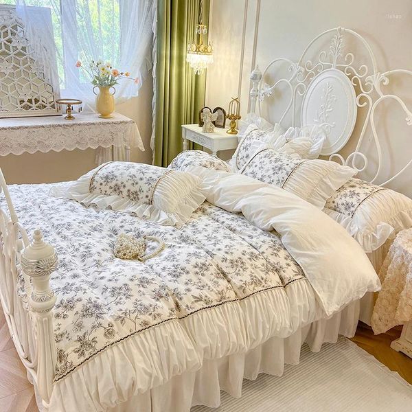Ensembles de literie Coton Princesse Luxury Rose Fleurs Imprimée volants Couvrette de couvre-lits de lit